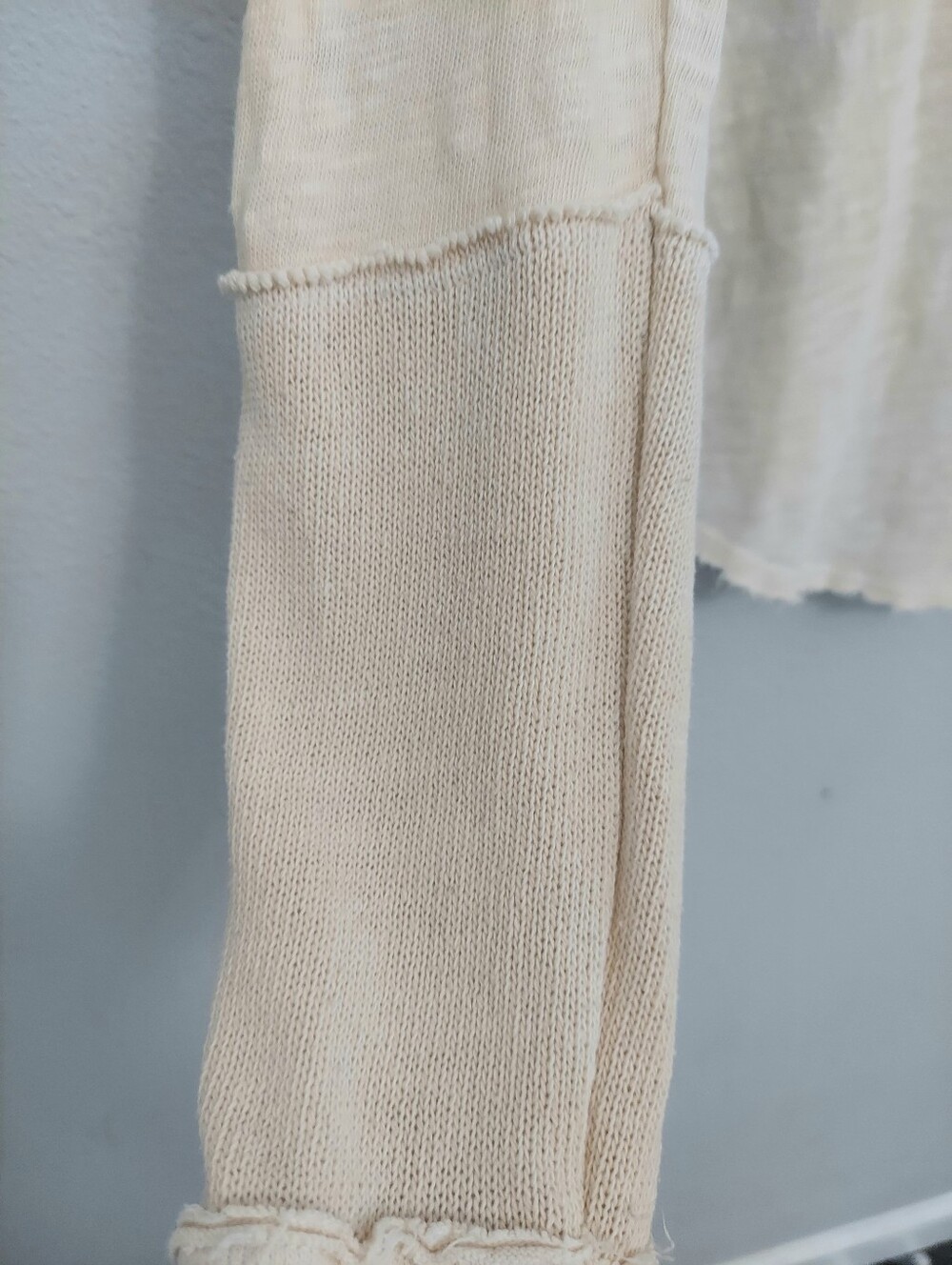 We The Free Cotton Ivory Long Sleeve Knit Henley Top Distressed Edges Small - Picture 6 of 12